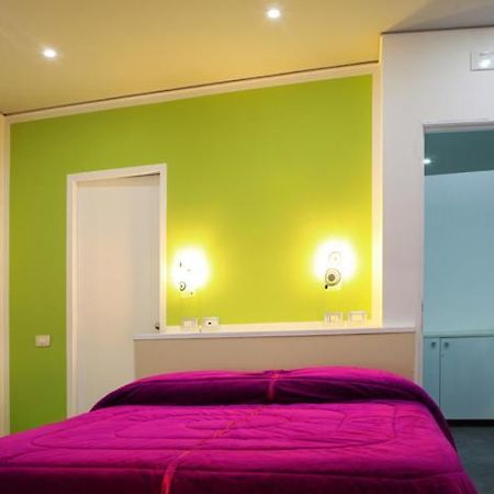 The Fresh Glamour Accommodation Neapel Zimmer foto